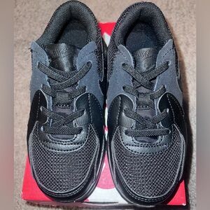 Nike Sneakers, NWT, Boys, Black, 11C